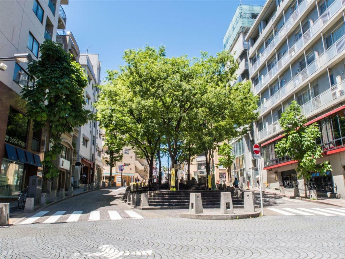 First Nishiazabu * Tokio