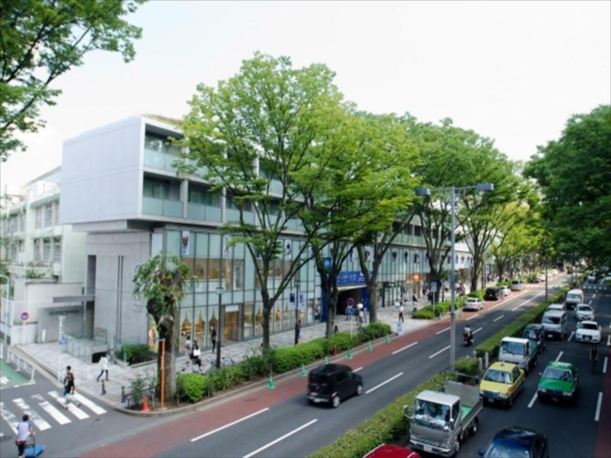 Capsulehotel First Nishiazabu *