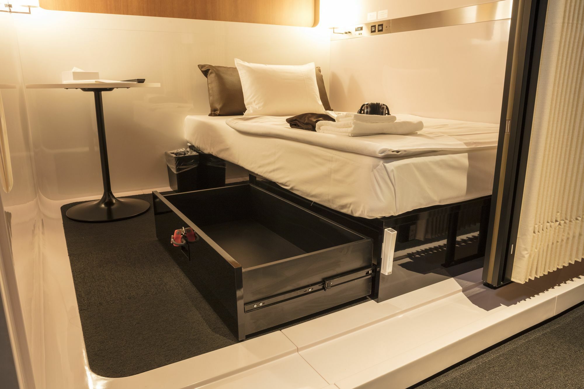 Capsulehotel First Nishiazabu