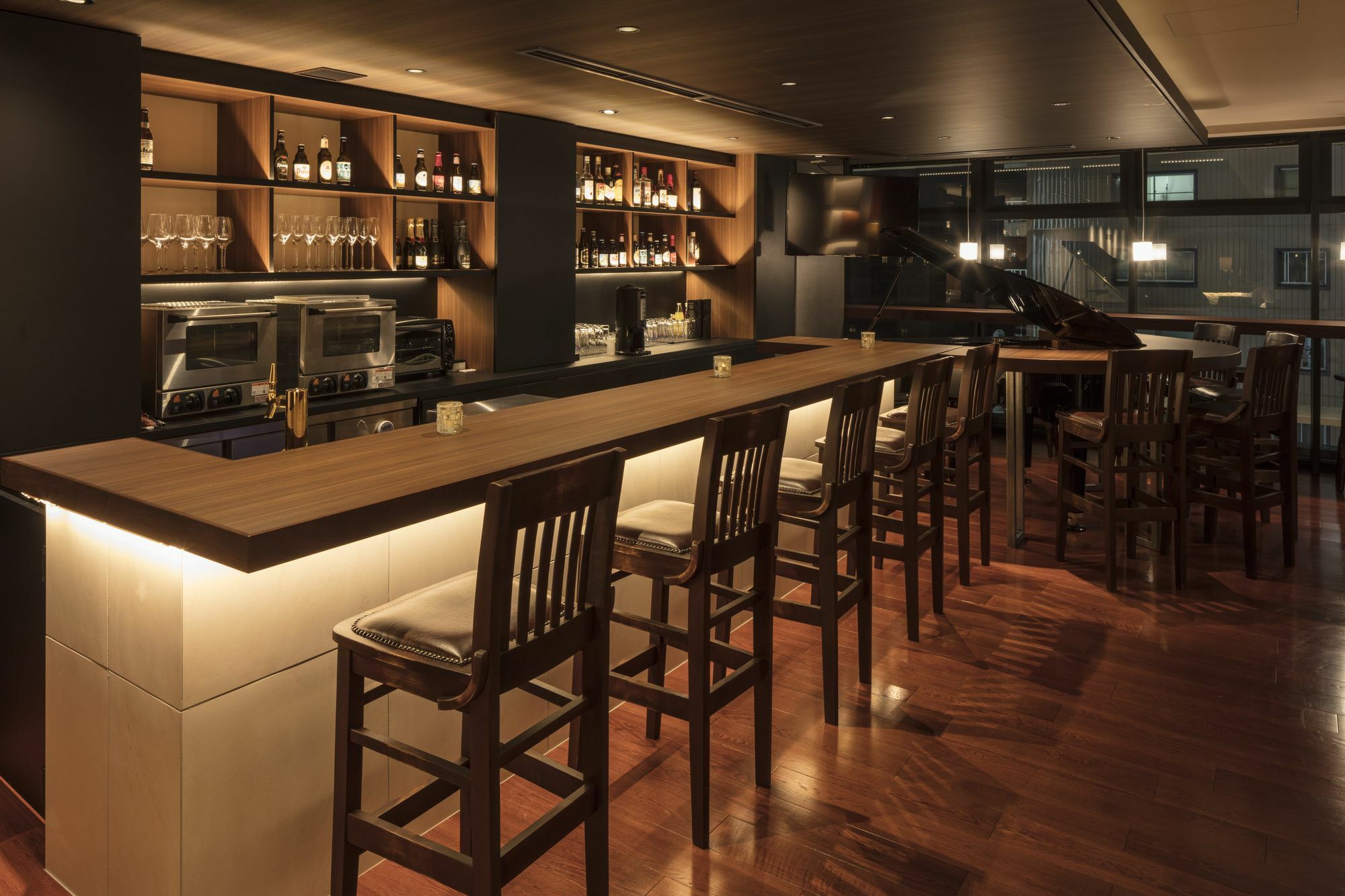 First Nishiazabu Capsulehotel